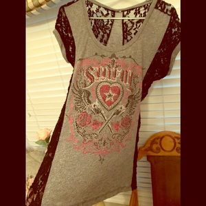 Sinful laceback tee shirt size medium